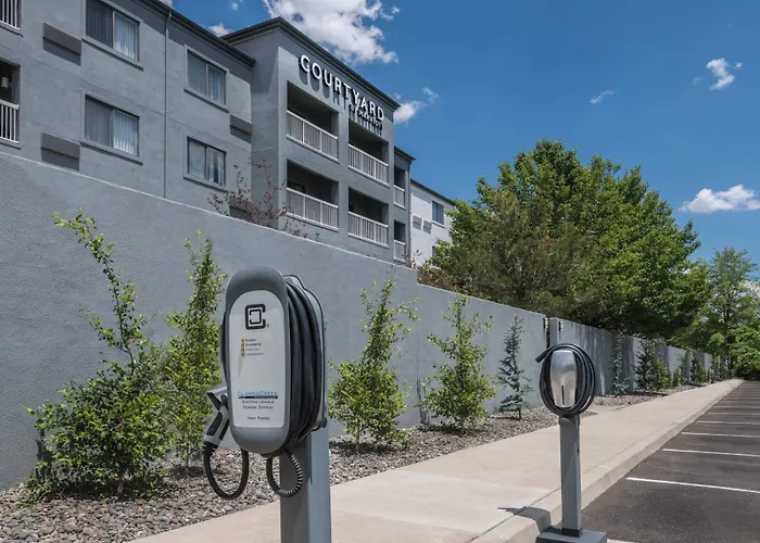 Courtyard By Marriott Reno Hotel